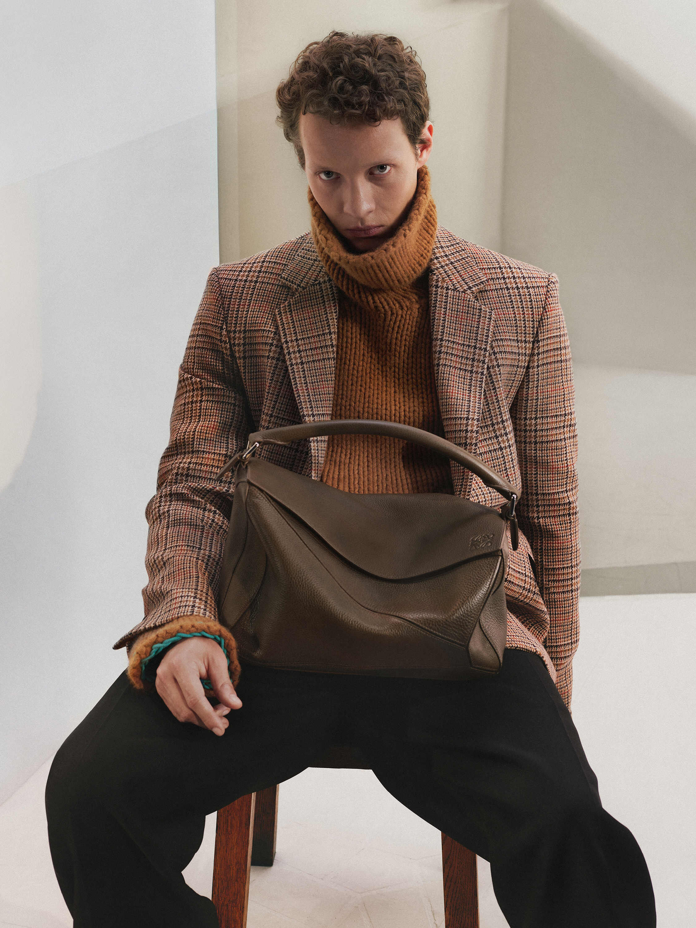 【美品】LOEWE ロエベ ネクタイ 小紋柄 ジャガード 光沢感 ライトブルー 2025年最新】ロエベ ネクタイの人気アイテム - メルカリ